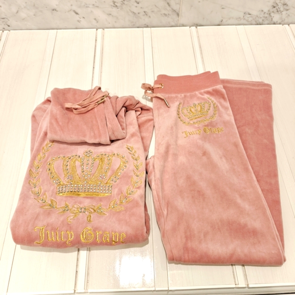 NWT Juicy Grape Y2K Crown Bling Wreath Pink Velour Tracksuit Jacket Sweatpants